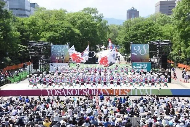 5-1観光スポット【大通公園】徒歩1分のサービスアパートメントsapporo大通西 Sapporo